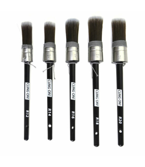 Cling On! R12 - Round 12 Paint Brush